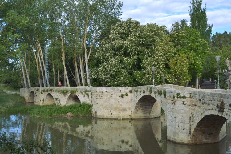 Пуэнтесильяс