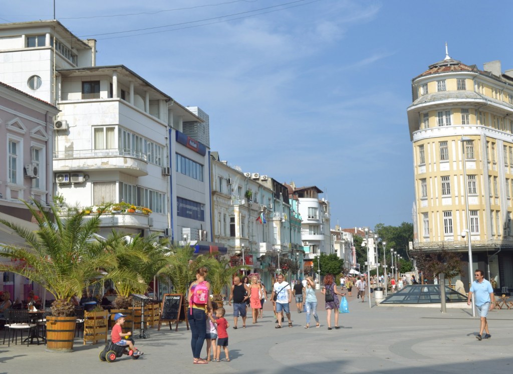 В центре Варны