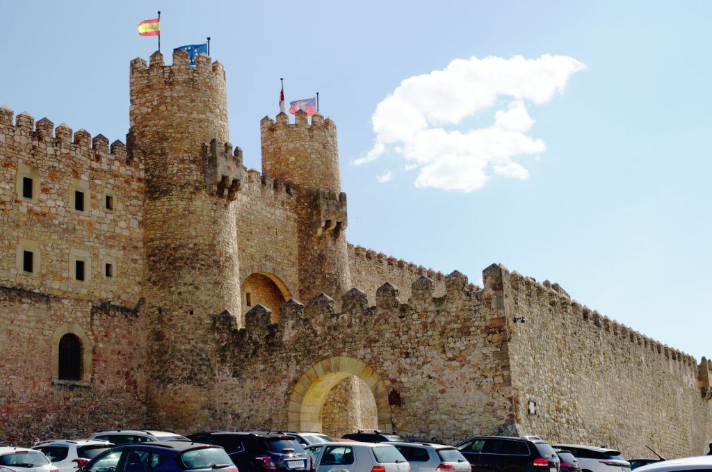 Вид на замок Сигуэнсы.