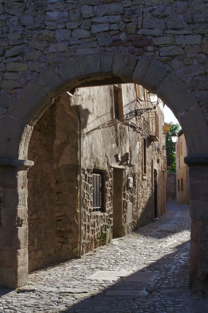 Арка в центре Сигуэнсы.