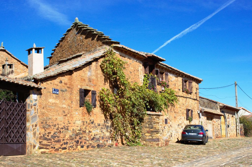 Дом в Кастрильо-де-лос-Польвасарес