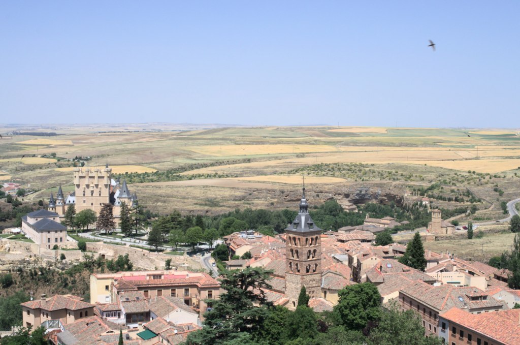 Vista desde el campanario de la catedral: iglesia de San Esteban y el Alcázar
