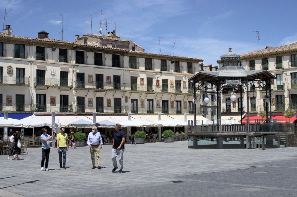 En la plaza de los Fueros